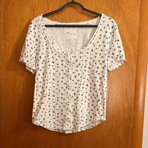 aerie White Button-Front Top with Blue Floral Print